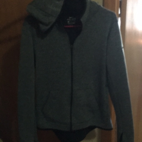 Nike fleece Women’s Jacket - Picture 3 of 3